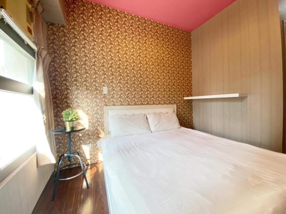 Fengjia 101 Apartment Тайджун Екстериор снимка
