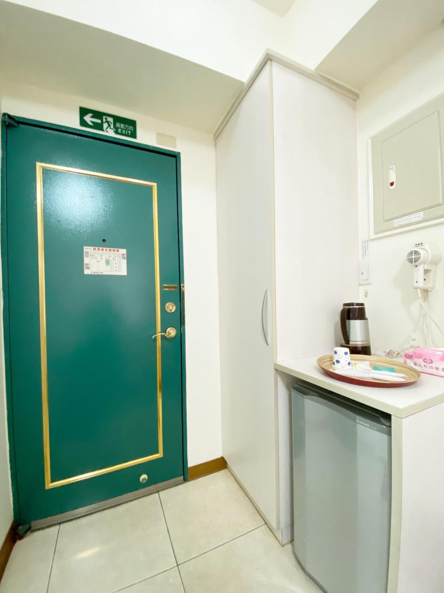Fengjia 101 Apartment Тайджун Екстериор снимка